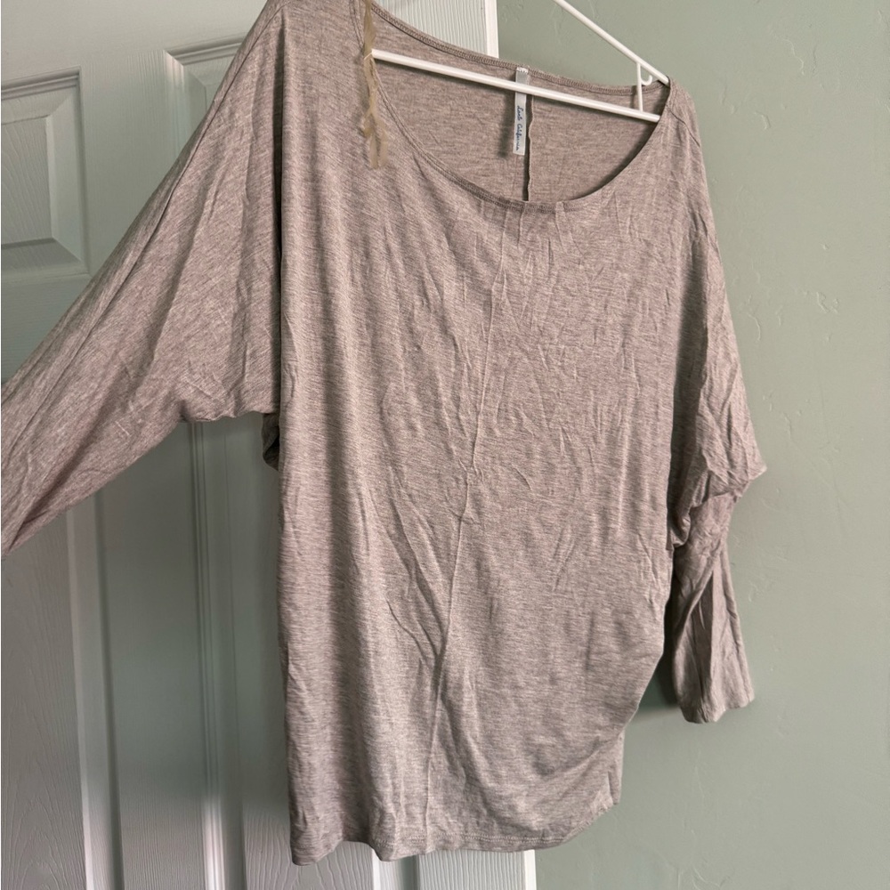 EUC LANI CALIFORNIA TOP size S/M